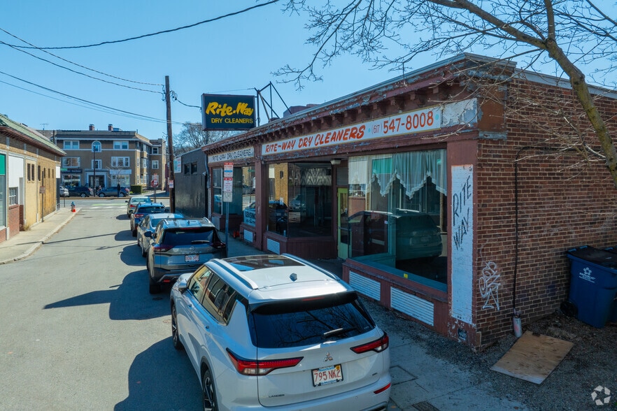 More Photos Of 1670 Massachusetts Ave, Cambridge Storefront For Sale