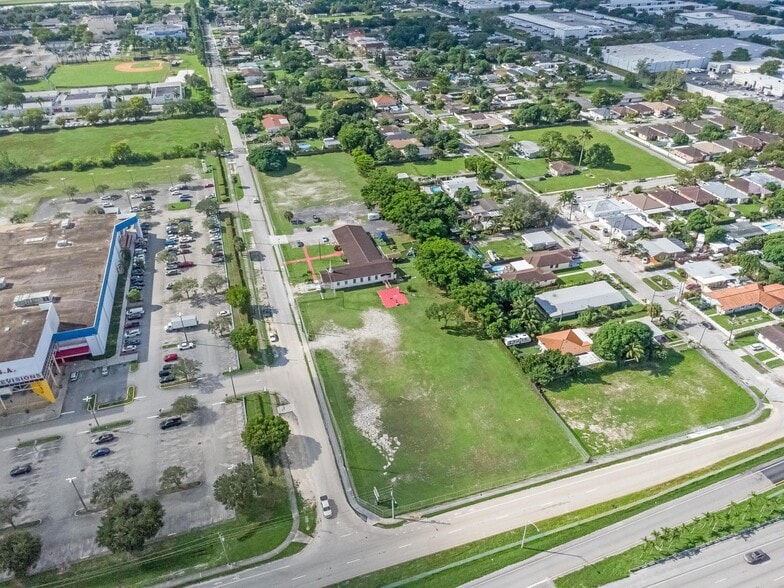 More Photos Of 16600 NW 44th Ct, Opa Locka Land For Lease