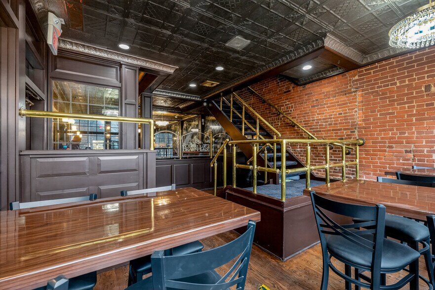 More Photos Of 26 N Main St, Waterbury Storefront Retail Office For Sale