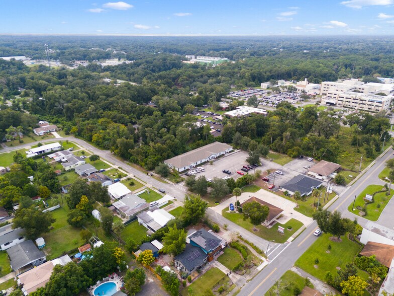 More Photos Of 844 N Stone St, Deland Medical For Sale