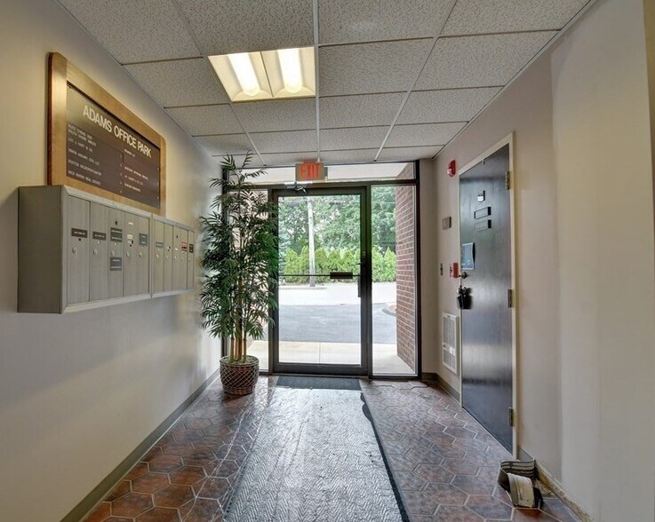 More Photos Of 44 Adams St, Braintree Medical For Lease