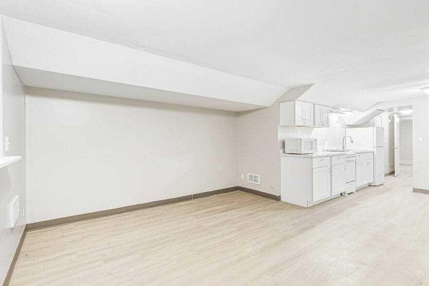 More Photos Of 1360 Franklin St, Denver Apartments For Sale