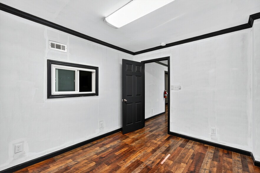More Photos Of 1095 Southport Rd, Spartanburg Manufacturing For Sale