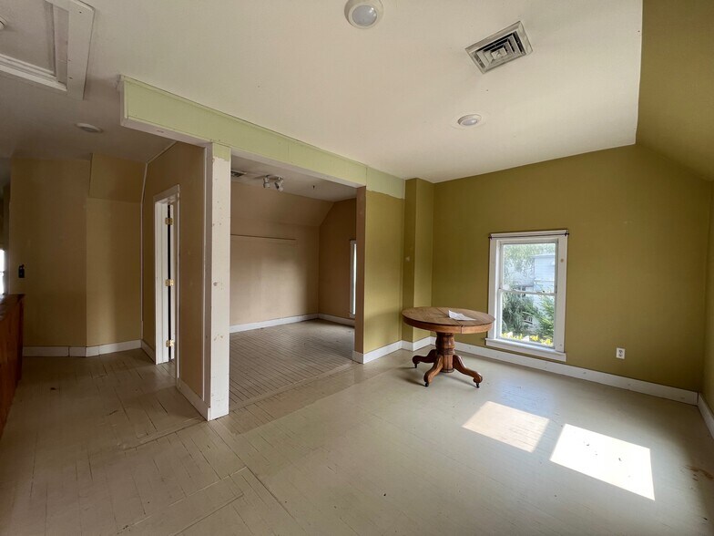 More Photos Of 75 Montcalm St, Ticonderoga Office Residential For Sale