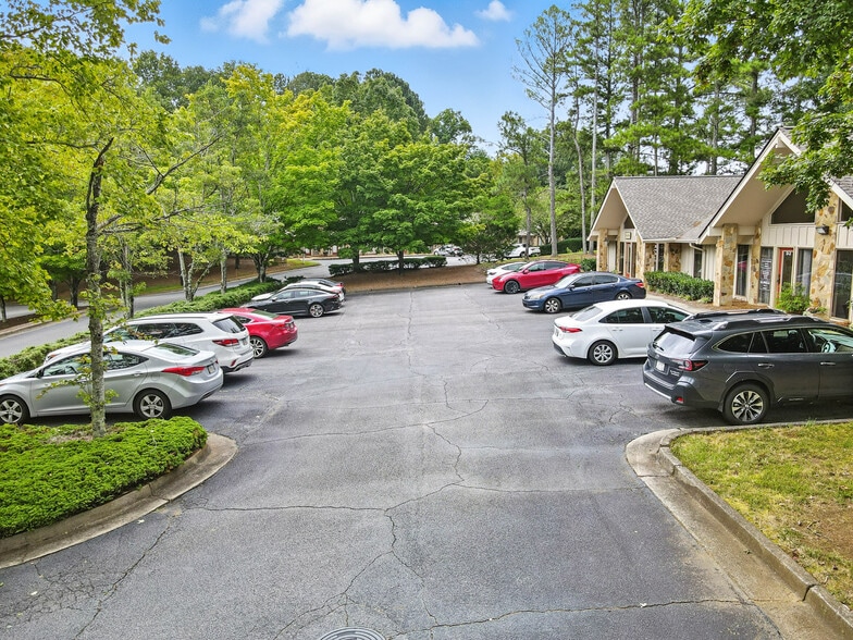 More Photos Of 11285 Elkins Rd, Roswell Office Residential For Sale