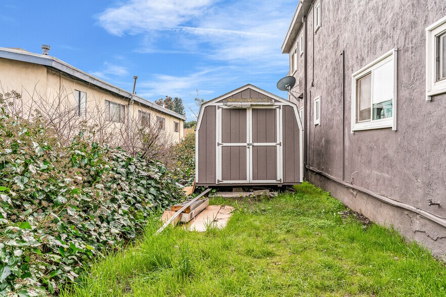 More Photos Of 1180 Saranap Ave, Walnut Creek Apartments For Sale