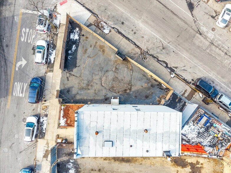 More Photos Of 57-59 Maspeth Ave, Maspeth Warehouse For Lease