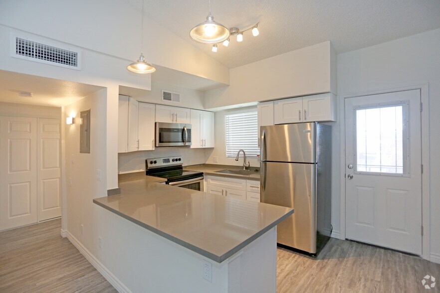 More Photos Of 3001 N 32nd St, Phoenix Apartments For Sale