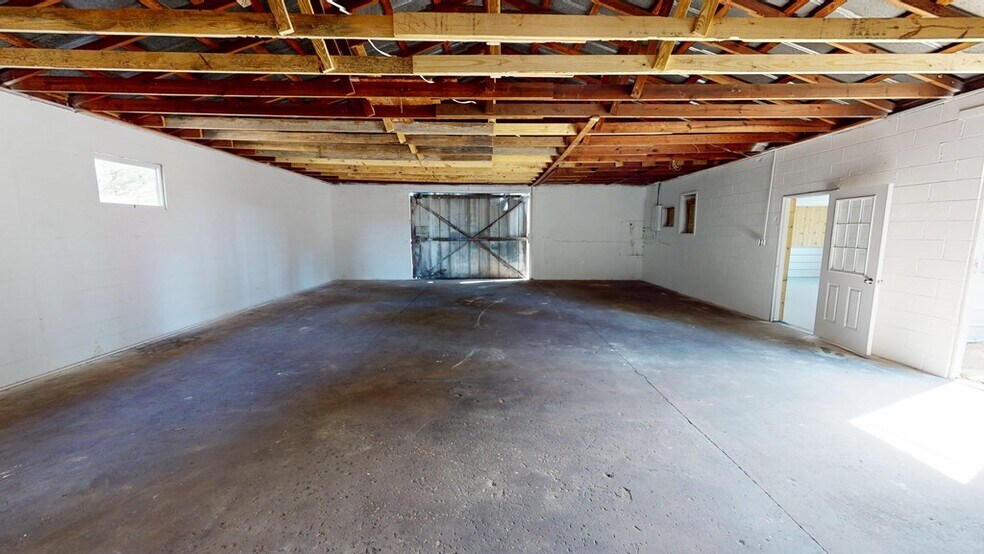 More Photos Of 13828 US Highway 29, Andalusia Flex For Sale