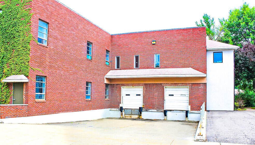 More Photos Of 350-390 N Pennsylvania Ave, Wilkes Barre Warehouse For Sale
