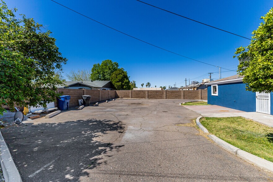 More Photos Of 545 E University Dr, Mesa Office For Sale