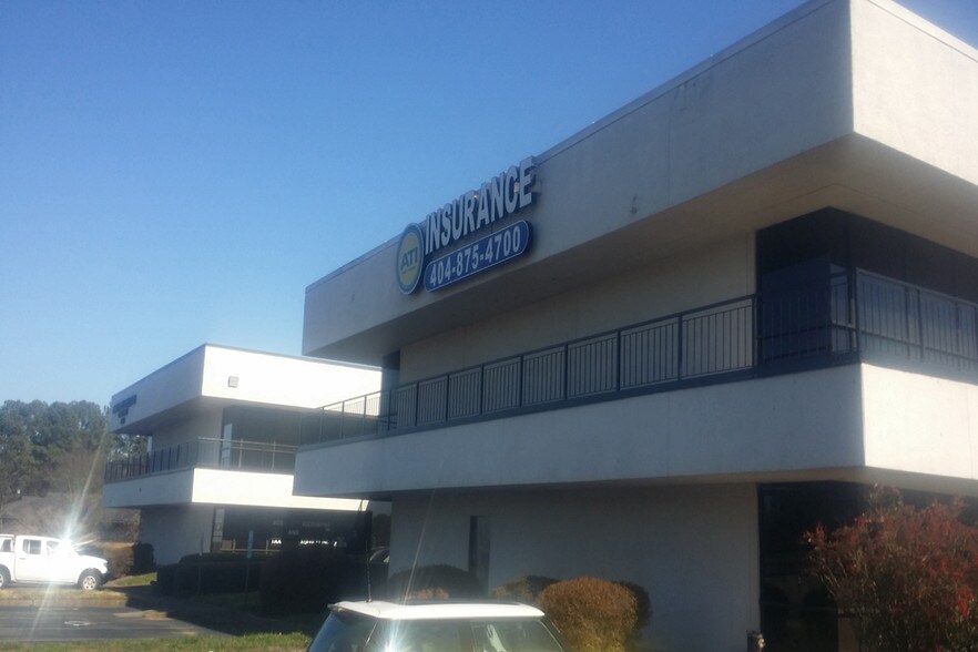 More Photos Of 7094 Peachtree Industrial Blvd, Peachtree Corners Office For Lease