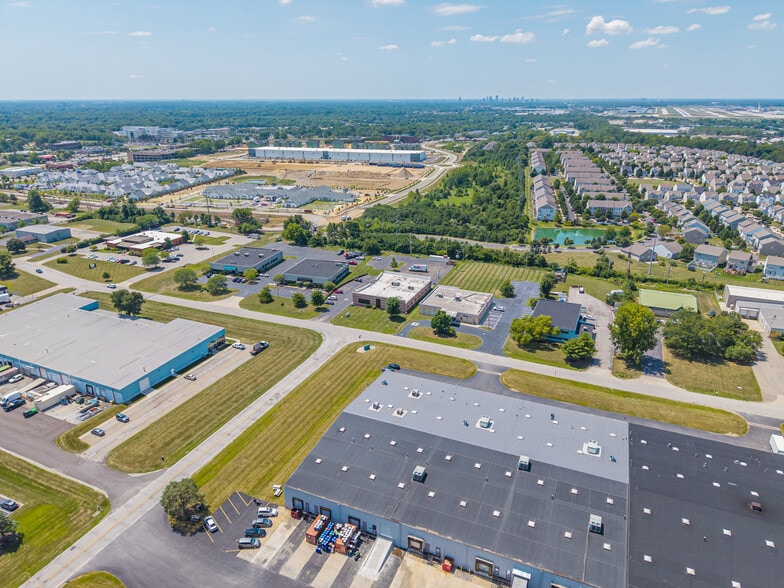 More Photos Of 275 Outerbelt St, Columbus Office For Sale