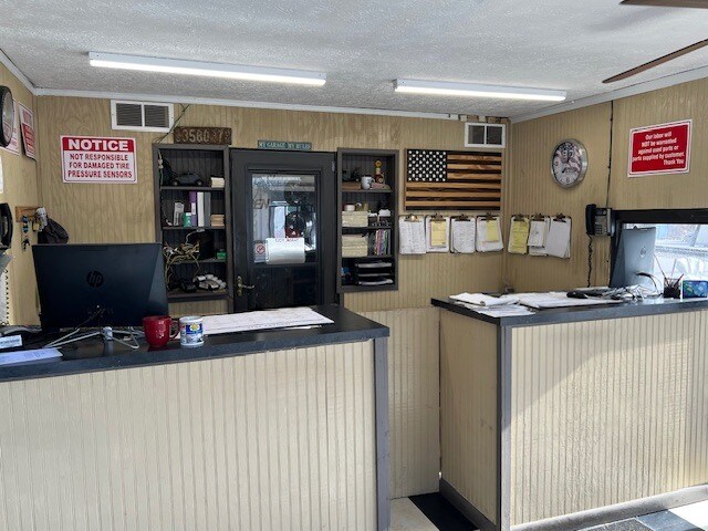 More Photos Of 202 N High St, Mount Orab Auto Repair For Sale