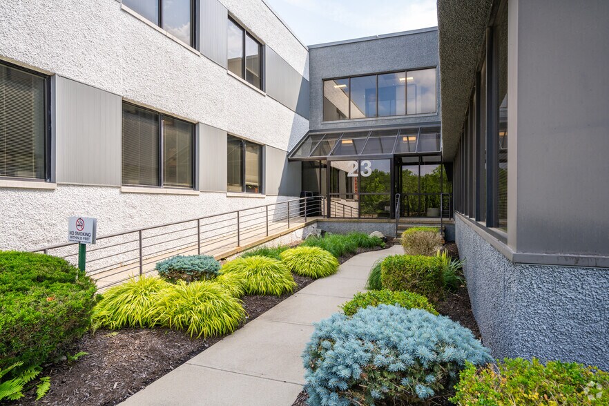 More Photos Of 23 Vreeland Rd, Florham Park Office For Lease