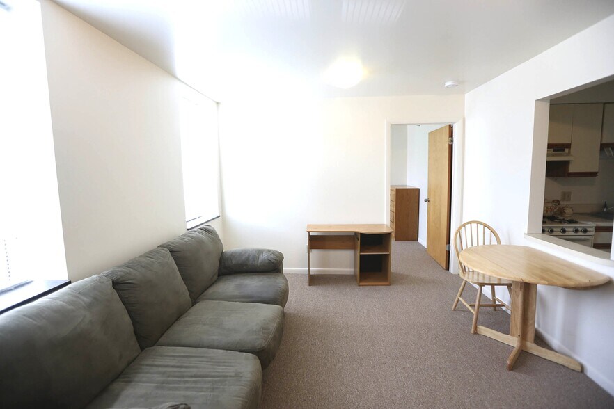 More Photos Of 109 N Cayuga St, Ithaca Apartments For Sale