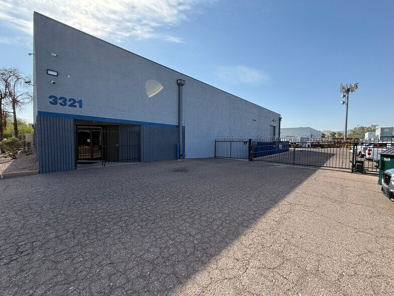 Primary Photo Of 3321 E Atlanta Ave, Phoenix Warehouse For Sale