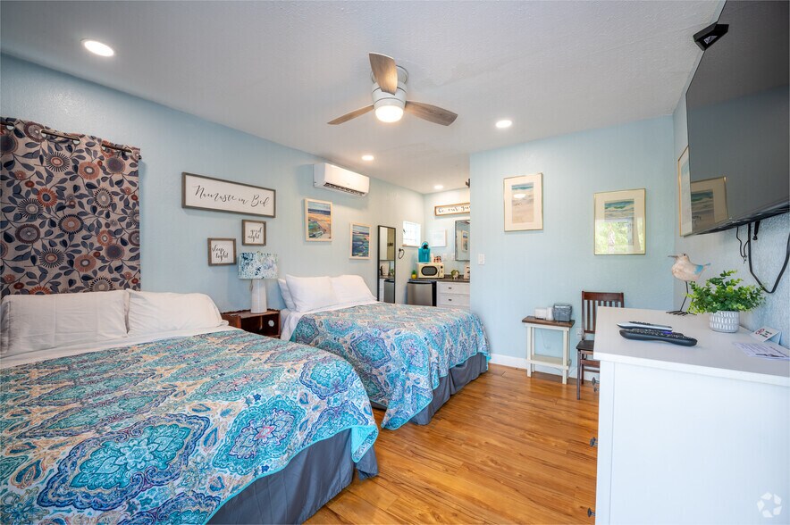 More Photos Of 2060 US Highway 27 N, Avon Park Hotel For Sale