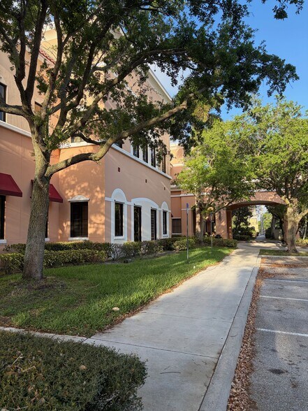 More Photos Of 550 Heritage Dr, Jupiter Medical For Lease