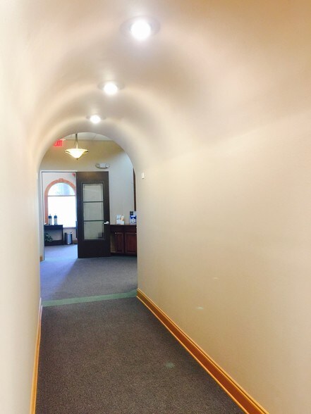 More Photos Of 1450 W Parmer Ln, Austin Medical For Lease