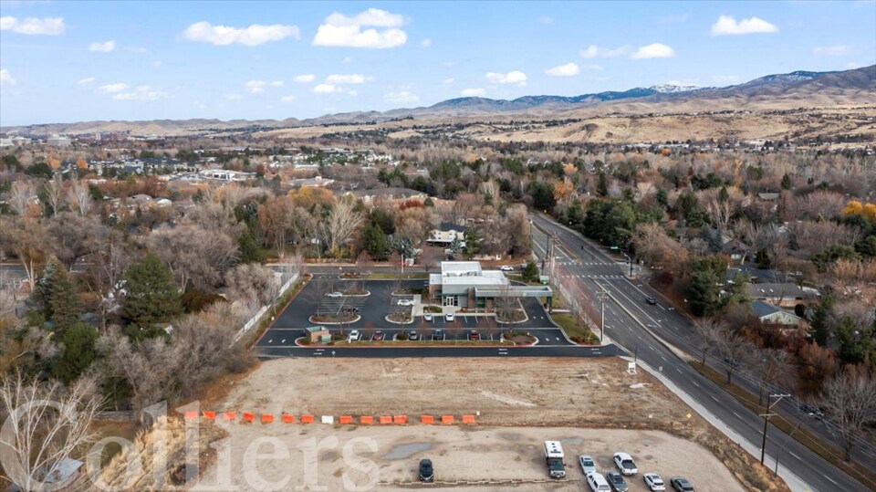 More Photos Of 793 E Parkcenter Blvd, Boise Land For Sale