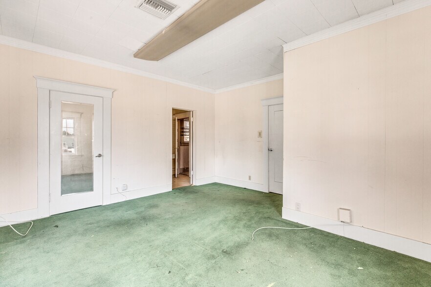 More Photos Of 6354 Painter Ave, Whittier Office Residential For Sale