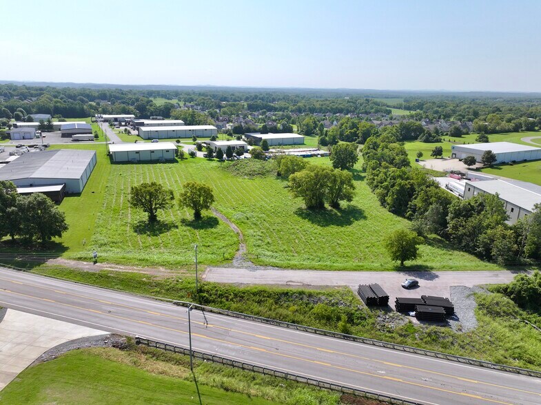 More Photos Of Airport Rd, Gallatin Land For Sale