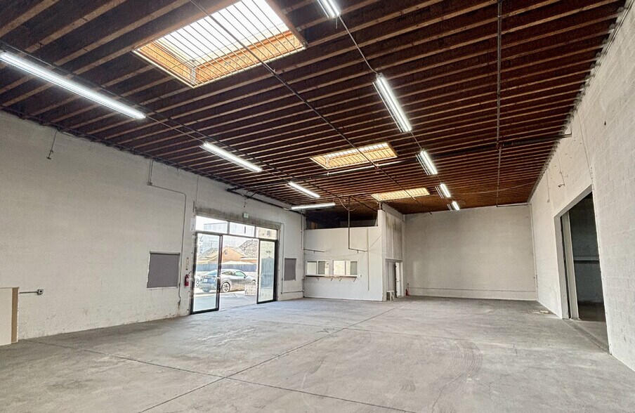 More Photos Of 2735 Tyler Ave, El Monte Warehouse For Lease