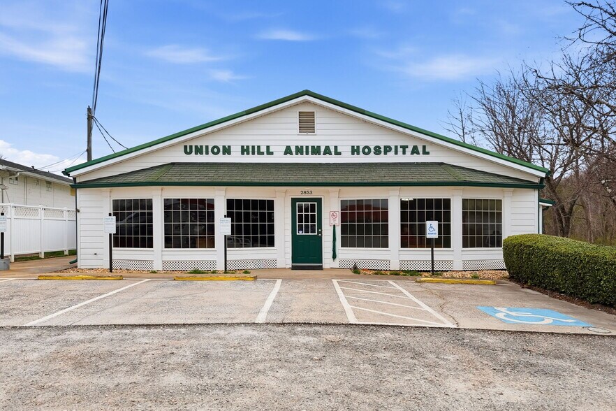 Primary Photo Of 2853 Lower Union Hill Rd, Canton Veterinarian Kennel For Sale