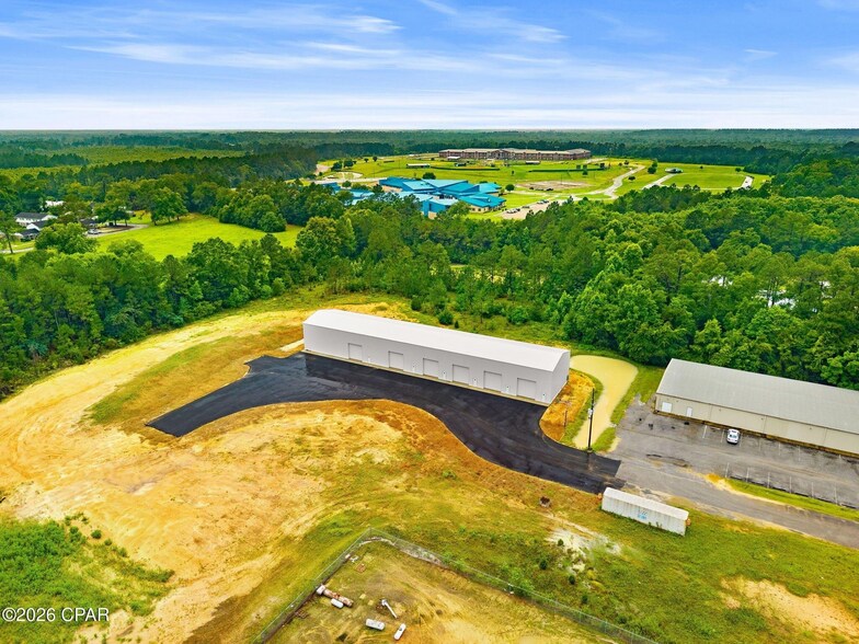 More Photos Of 109 Industrial Dr, Bonifay Flex For Sale