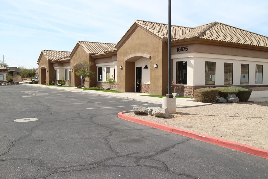 More Photos Of 16675 S Desert Foothills Pky, Phoenix Medical For Lease