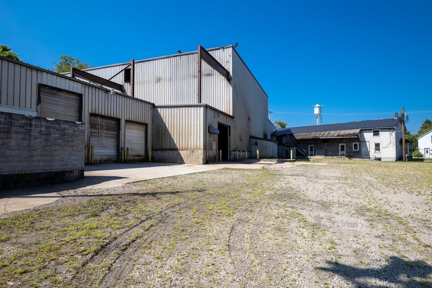 More Photos Of 283 N Main St, Fredericktown Industrial For Sale