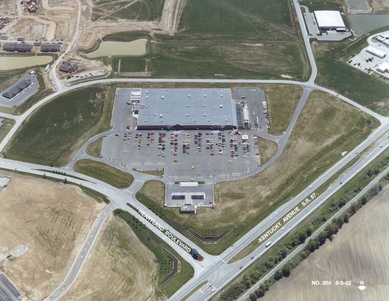 More Photos Of 10509 Heartland Blvd, Camby Supermarket For Lease