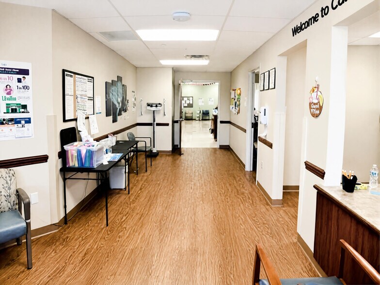 More Photos Of 2630 Holme Ave, Philadelphia Medical For Sale