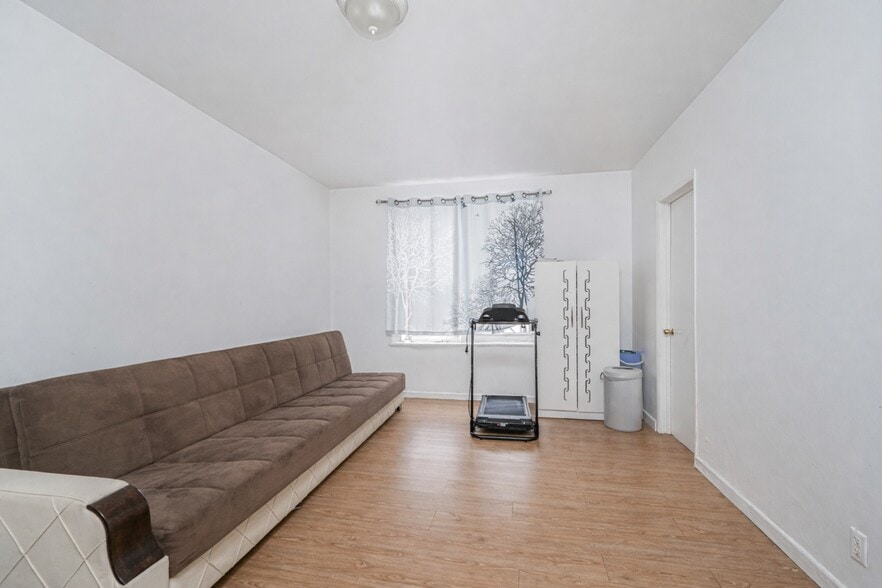 More Photos Of 174 Avenue O, Brooklyn Storefront Retail Residential For Sale
