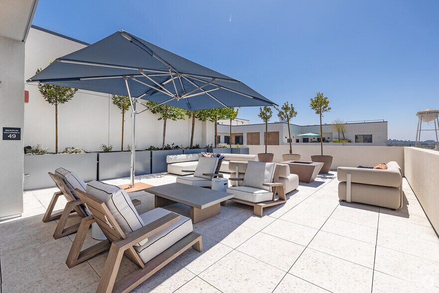 More Photos Of 10375 Washington Blvd, Culver City Apartments For Lease