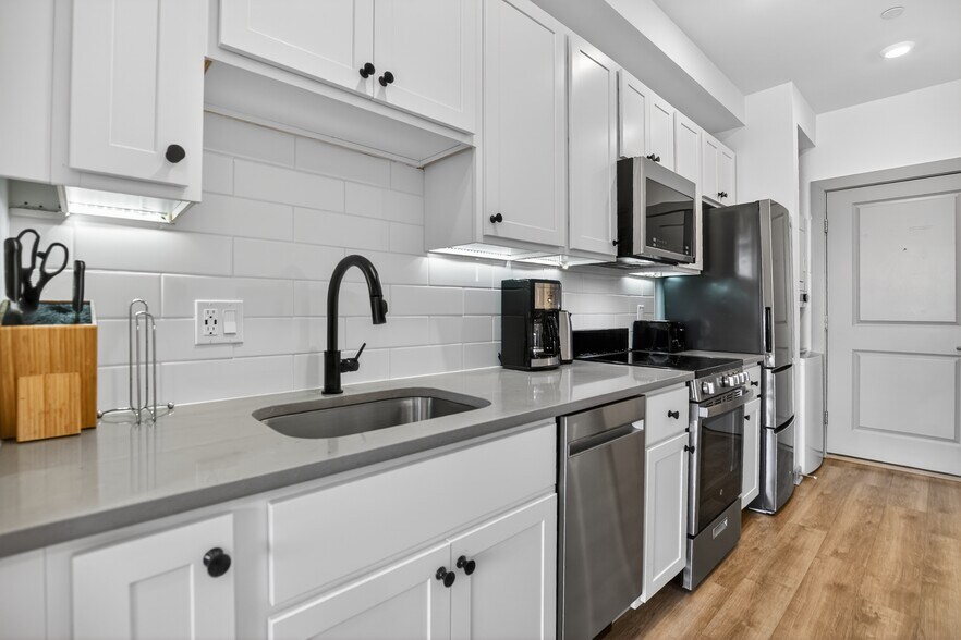 More Photos Of 4014 Ludlow St, Philadelphia Apartments For Sale