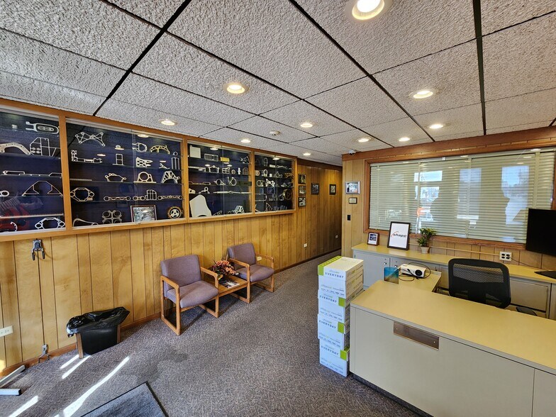 More Photos Of 400 E State St, Trenton Manufacturing For Sale