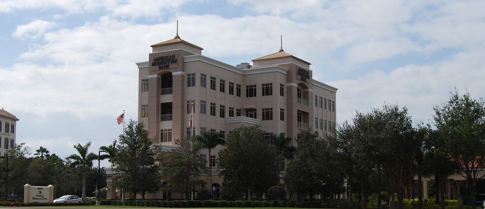 More Photos Of 8625 Tamiami Trl N, Naples Office For Lease