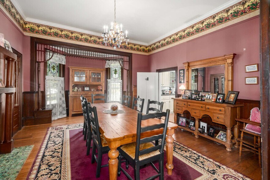 More Photos Of , Lewisburg Specialty For Sale