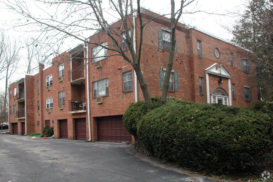 Primary Photo Of 256 Montgomery Ave, Haverford Apartments For Sale