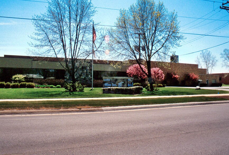 More Photos Of 16000 Common Rd, Roseville Warehouse For Sale