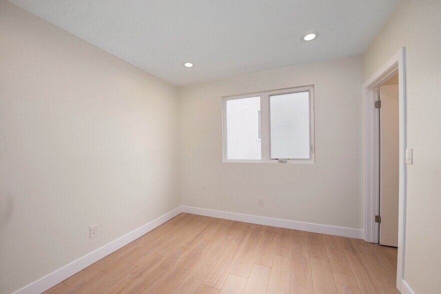 More Photos Of 635 N Harvard Blvd, Los Angeles Apartments For Sale