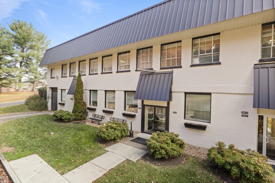 More Photos Of 210 N 21st St, Purcellville Flex For Sale