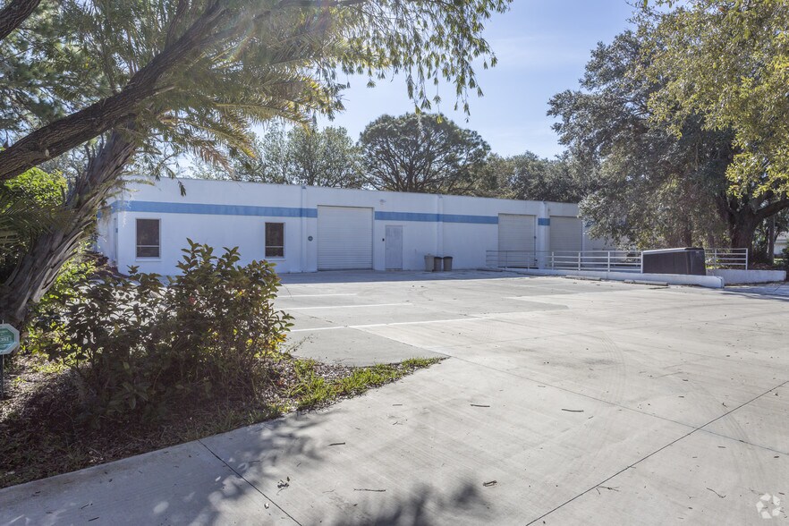 More Photos Of 263 Field End St, Sarasota Warehouse For Sale