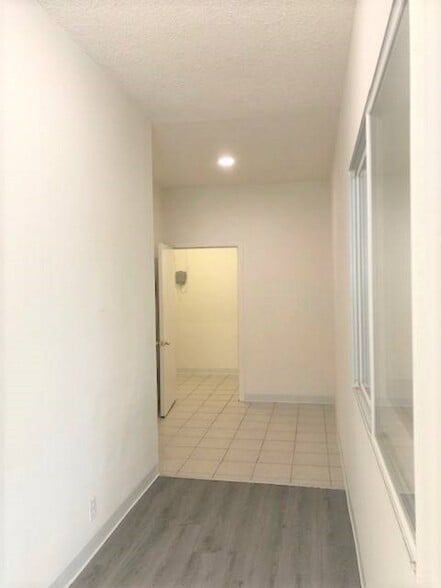 More Photos Of 6106-6112 Rita Ave, Huntington Park Storefront Retail Office For Lease