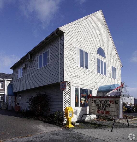 More Photos Of 194 Rockdale Ave, New Bedford Freestanding For Lease