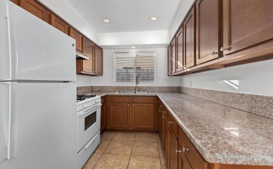 More Photos Of 1010-1012 Fern Ave, Imperial Beach Apartments For Sale