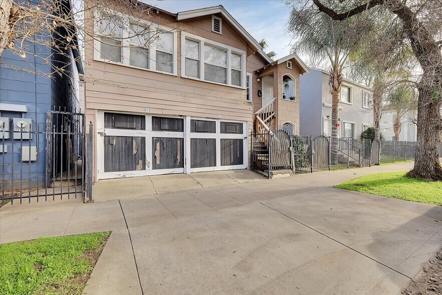 More Photos Of 2611 Alhambra, Sacramento Apartments For Sale