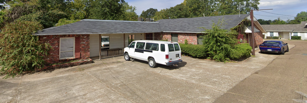 Primary Photo Of 407 N Hazel St, Ruston Flex For Sale